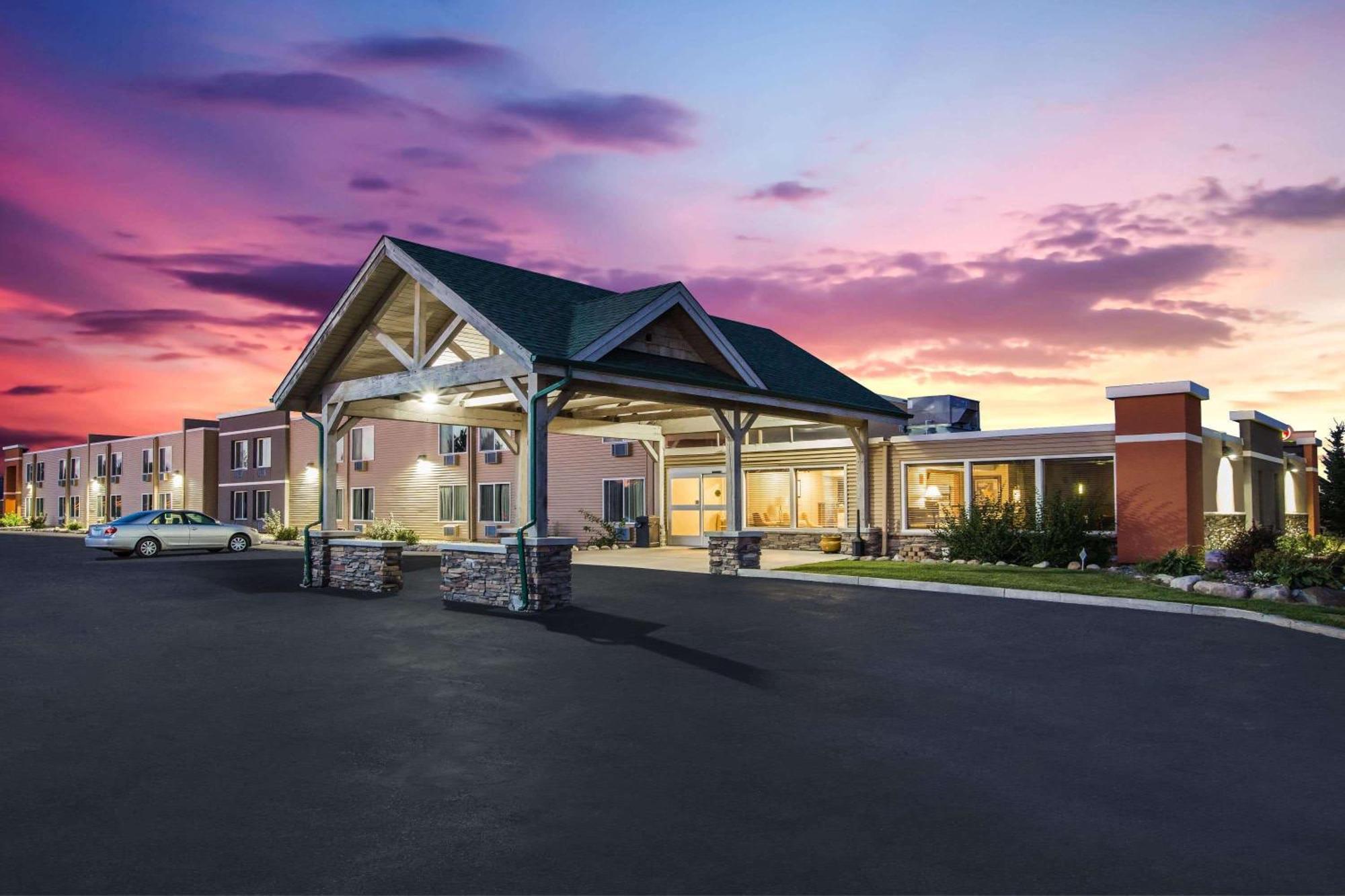 Americinn By Wyndham Baxter Brainerd מראה חיצוני תמונה